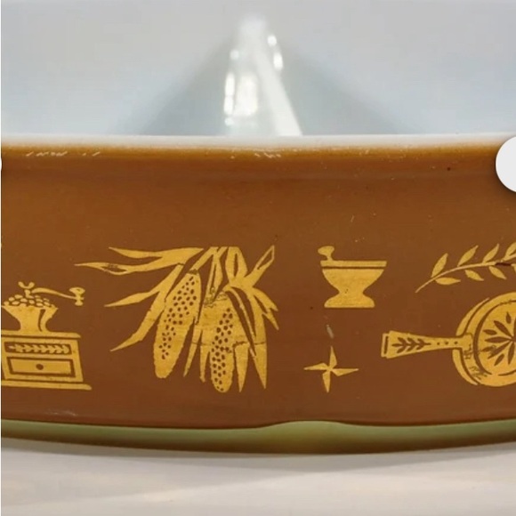 Early American Pyrex Dish In Mint Condition/Mid-century1.5 qt in Brown & Gold - Picture 11 of 12